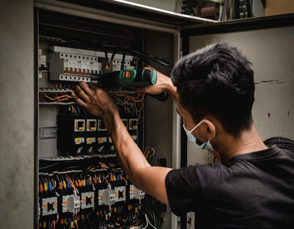 pexels-aizat-ramlan-1291546-9679179